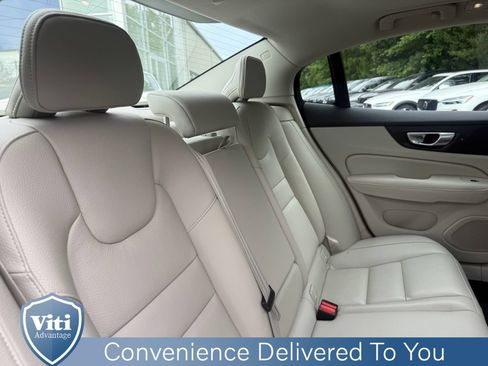 Certified 2024 Volvo S60 B5 Plus w/ Climate Package AWD/4WD image 27