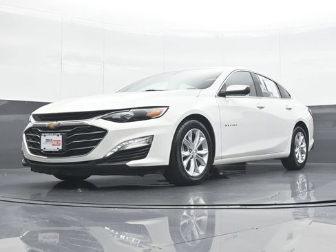 Used 2022 Chevrolet Malibu LT FWD image 25