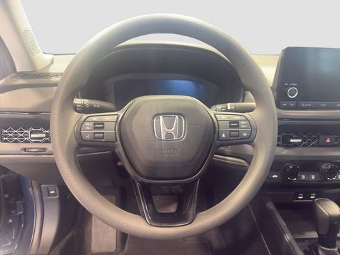 Certified 2023 Honda Accord EX image 5