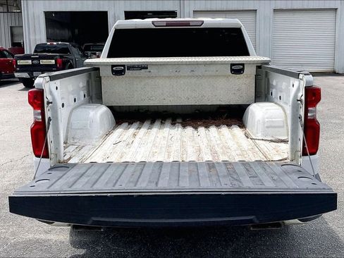 Used 2021 Chevrolet Silverado 1500 RST w/ Z71 Off-Road Package AWD/4WD image 17