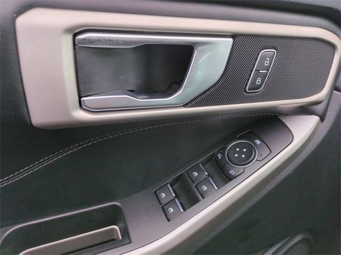 Used 2023 Ford Explorer XLT w/ Equipment Group 202A image 19