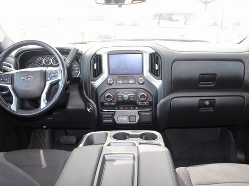 Used 2021 Chevrolet Silverado 1500 RST image 24