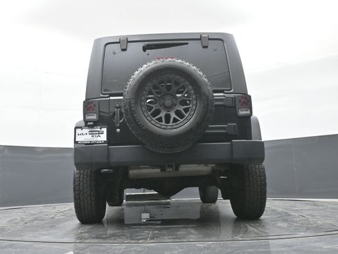 Used 2015 Jeep Wrangler Unlimited Sport w/ Quick Order Package 24S AWD/4WD image 35