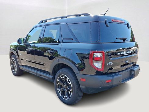 Used 2025 Ford Bronco Sport Outer Banks w/ Outer Banks Tech Package+ AWD/4WD image 4