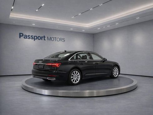 Used 2023 Audi A4 2.0T Premium w/ Convenience Package AWD/4WD image 4