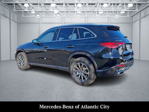 New 2026 Mercedes-Benz GLC 300 4MATIC image 3