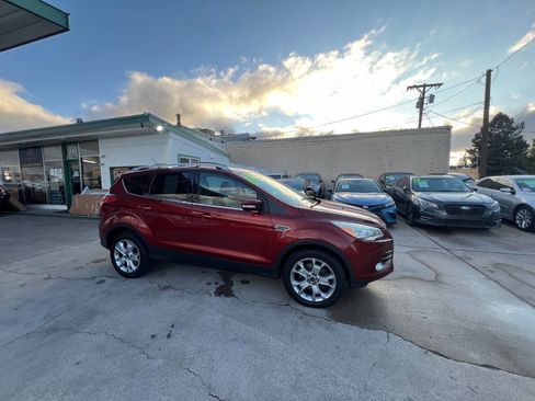 Used 2014 Ford Escape Titanium w/ Equipment Group 401A AWD/4WD image 25