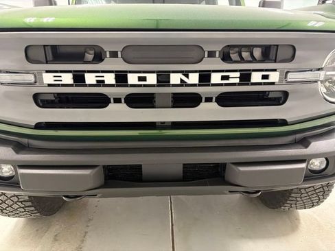 Used 2023 Ford Bronco Big Bend w/ Sasquatch Package AWD/4WD image 22