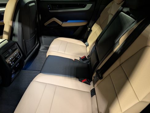 New 2026 Porsche Cayenne AWD/4WD image 23