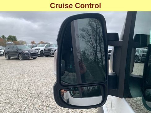 Used 2025 RAM ProMaster 2500 w/ U-Haul Equipment Group FWD image 8