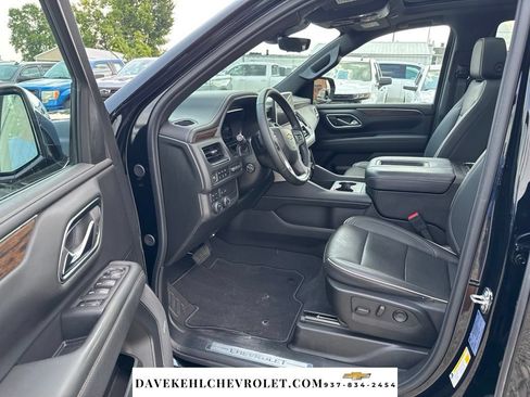 Used 2024 Chevrolet Tahoe Premier AWD/4WD image 17