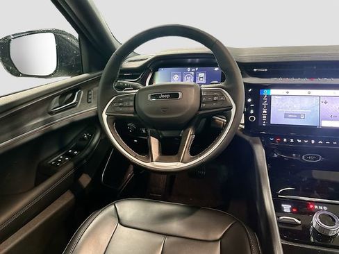 New 2026 Jeep Grand Cherokee Limited w/ Limited Altitude Package image 25