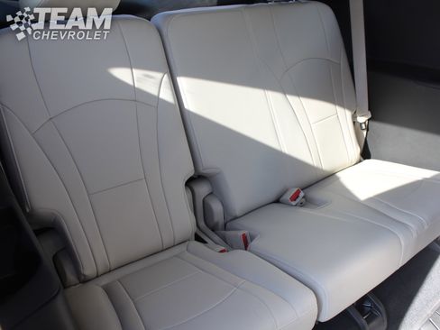 Certified 2024 Buick Enclave Essence w/ Experience Buick Package image 27