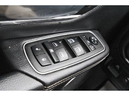 Used 2022 RAM 1500 Laramie w/ Laramie Southwest Edition RWD image 19