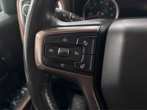 Used 2021 Chevrolet Silverado 1500 High Country w/ Technology Package AWD/4WD image 19