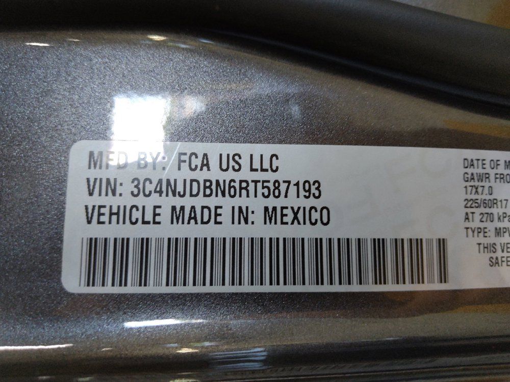 Used 2024 Jeep Compass Latitude AWD/4WD image 33