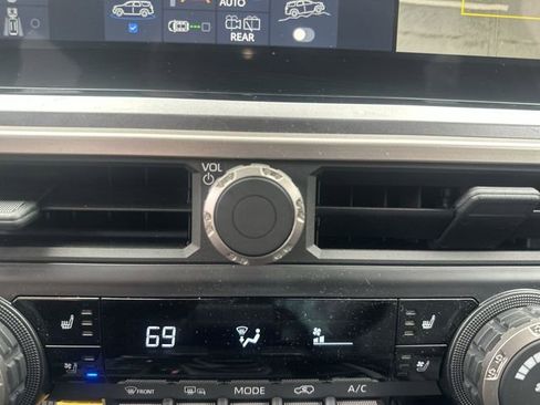 Used 2026 Toyota 4Runner TRD Off-Road Premium w/ Tow Technology Package image 14