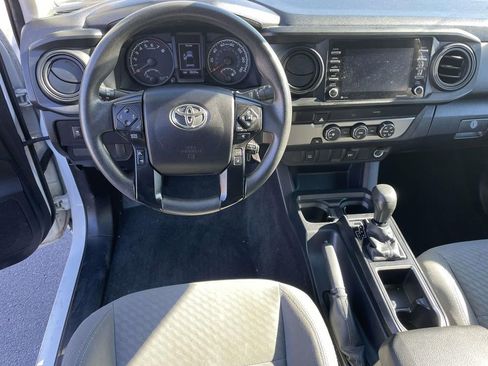Used 2022 Toyota Tacoma SR image 25