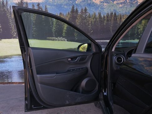Used 2019 Hyundai Kona SEL FWD image 10