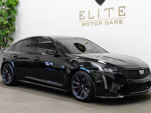 Used 2023 Cadillac CT5 V Blackwing w/ Carbon Fiber Package 2 RWD image 9