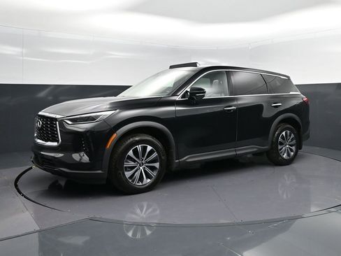 Used 2023 INFINITI QX60 Pure image 3