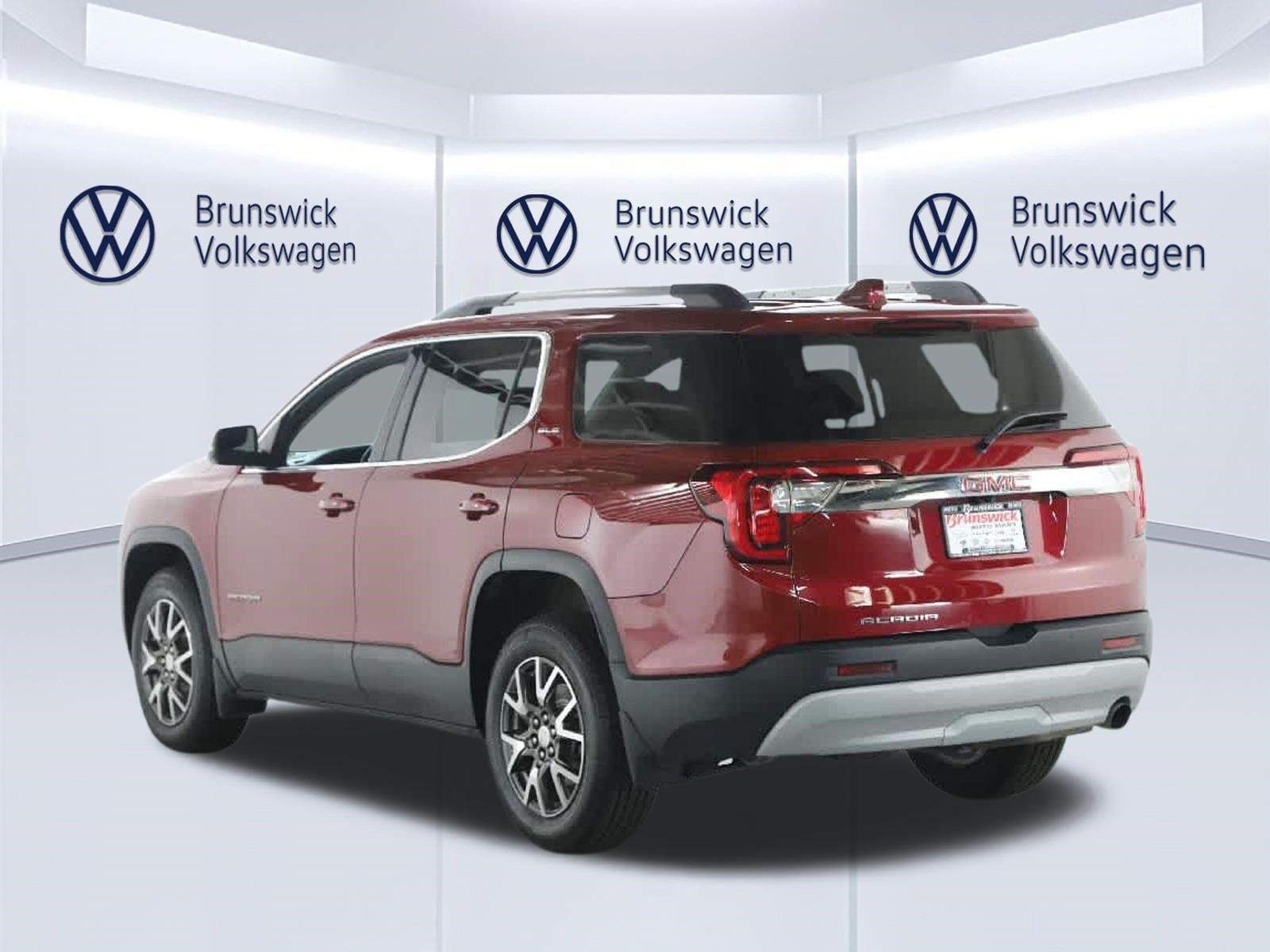 Used 2020 GMC Acadia SLE w/ Driver Convenience Package FWD image 41