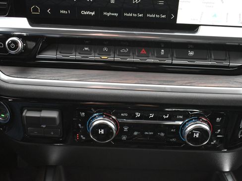 New 2026 GMC Sierra 1500 SLT w/ SLT Premium Package image 29