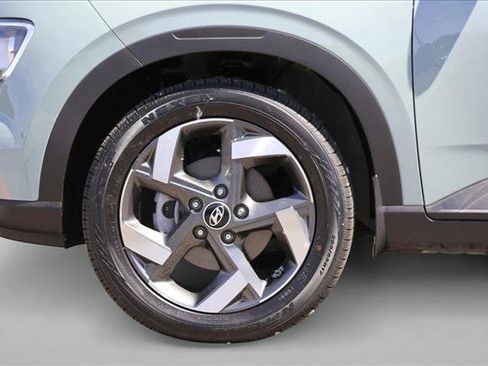 Certified 2026 Hyundai Venue SEL FWD image 9