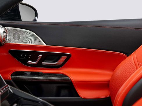 Used 2022 Mercedes-Benz SL 63 AMG 4MATIC image 17