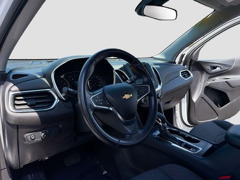 Used 2022 Chevrolet Equinox LT AWD/4WD image 4