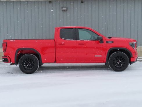 Used 2025 GMC Sierra 1500 Elevation image 2