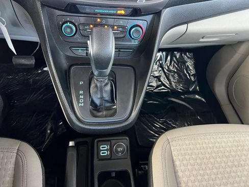 Used 2020 Ford Transit Connect XLT FWD image 15