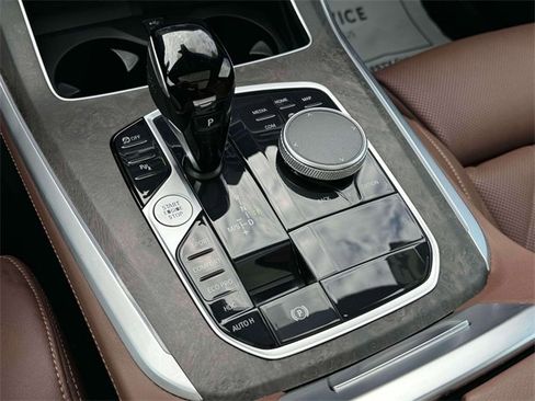 Used 2023 BMW X5 xDrive40i w/ Premium Package image 33