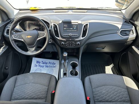 Used 2018 Chevrolet Equinox LT FWD image 19