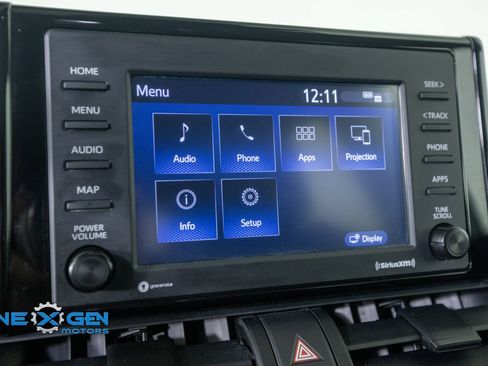 Used 2022 Toyota RAV4 XLE w/ Convenience Package AWD/4WD image 18