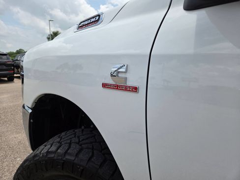 New 2026 RAM 2500 Tradesman AWD/4WD image 12