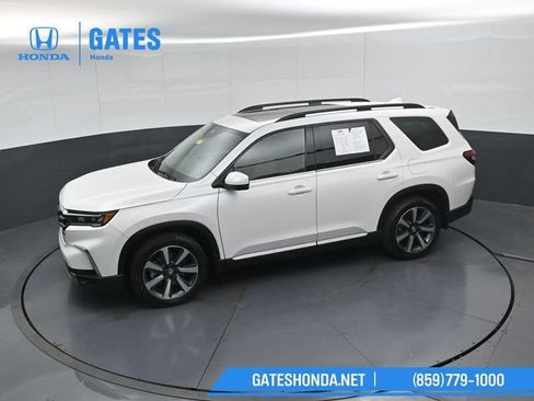 Certified 2025 Honda Pilot Elite image 53
