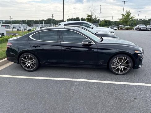 Used 2026 Genesis G70 2.5T Prestige RWD image 2