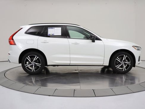 Used 2020 Volvo XC60 T5 R-Design w/ Protection Package image 6