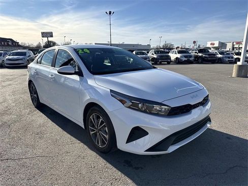 Used 2024 Kia Forte LXS image 1