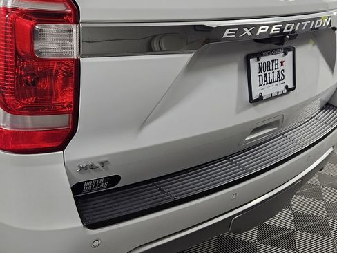 Used 2021 Ford Expedition XLT RWD image 6