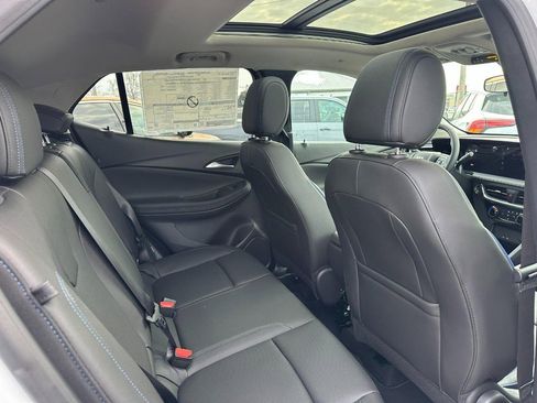 New 2026 Buick Encore GX Sport Touring image 4