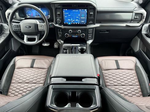 Used 2025 Ford F150 Lariat w/ Equipment Group 501A Mid image 17