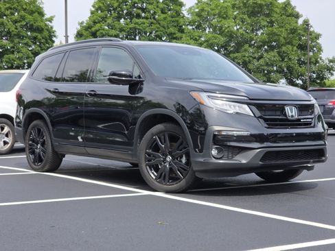 Certified 2021 Honda Pilot Black Edition image 2