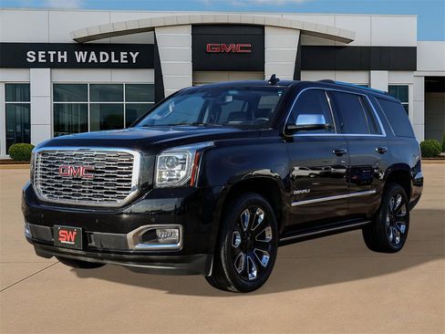 Used 2019 GMC Yukon Denali w/ Denali Ultimate Package image 3