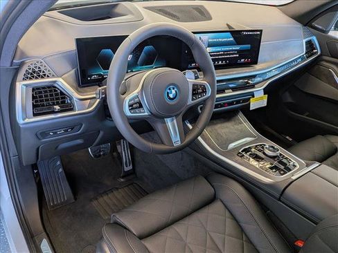 New 2026 BMW X5 xDrive50e AWD/4WD image 3