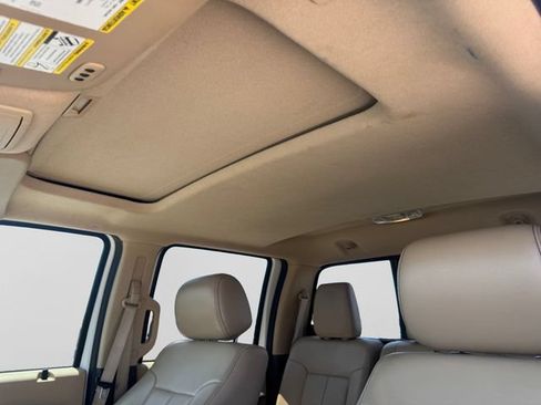 Used 2016 Ford F250 Lariat w/ Lariat Ultimate Package AWD/4WD image 12