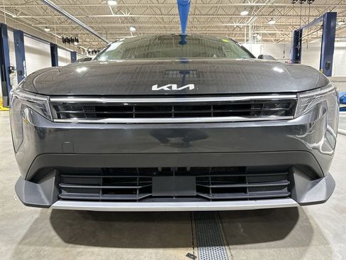 Used 2025 Kia K4 EX image 25