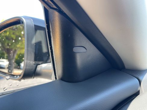 New 2025 Nissan Altima 2.5 SV w/ SV Premium Package image 32