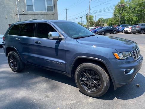 Used 2021 Jeep Grand Cherokee Limited w/ Trailer Tow Group IV AWD/4WD image 5